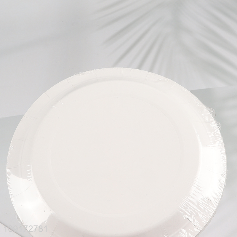 Hot Selling 10 Pieces Football Paper Plates Disposable Paper Plates Party Plates
