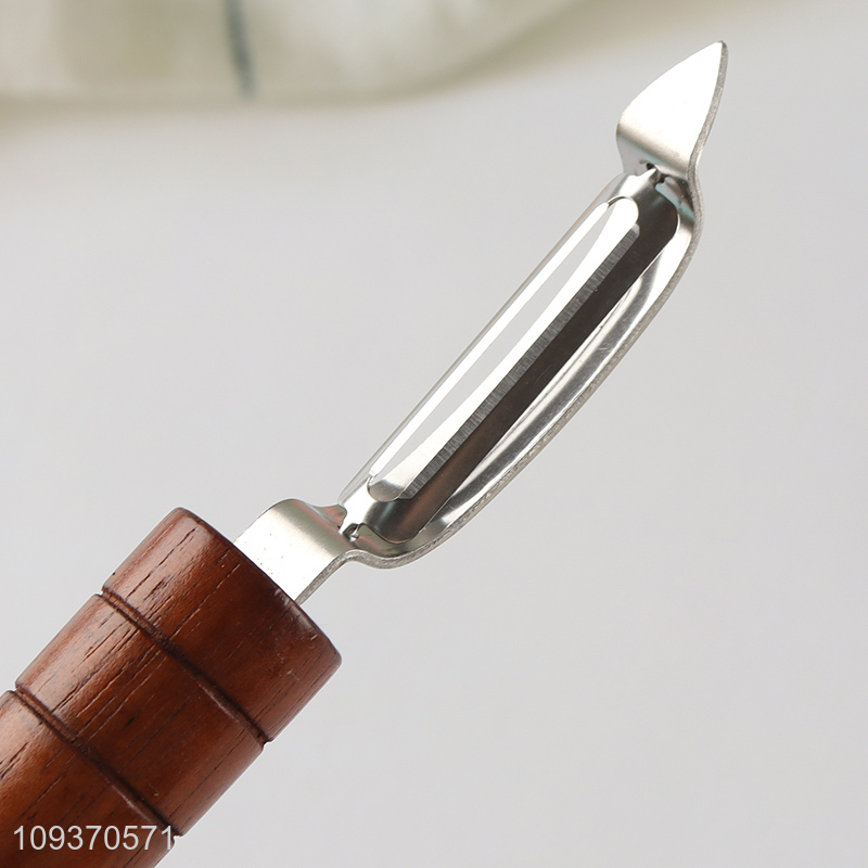 China wholesale vegetable peeler fruits peeler with wooden handle