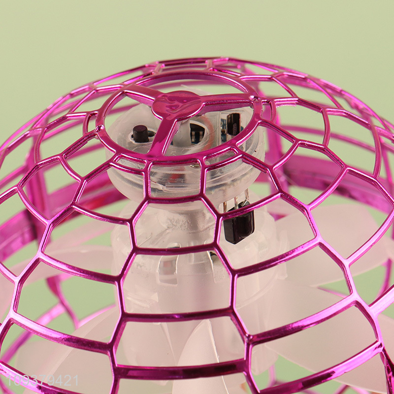 Low price Creative Lighting Flight Ball Kids