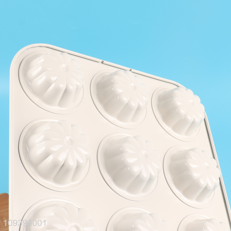 Top selling 12-cup baking pan cupcake baking pan
