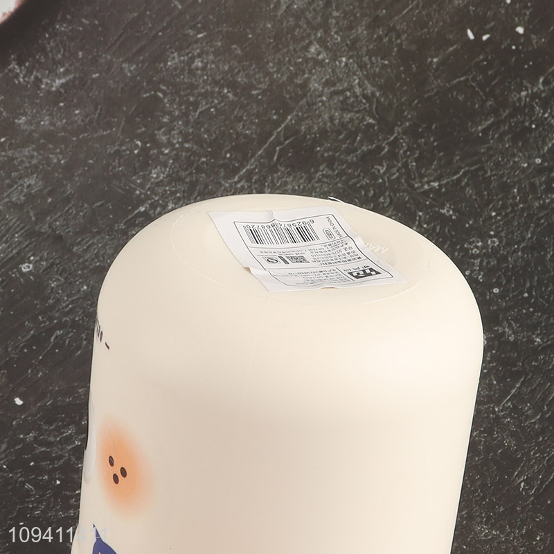 New product cartoon plastic cup with handle
