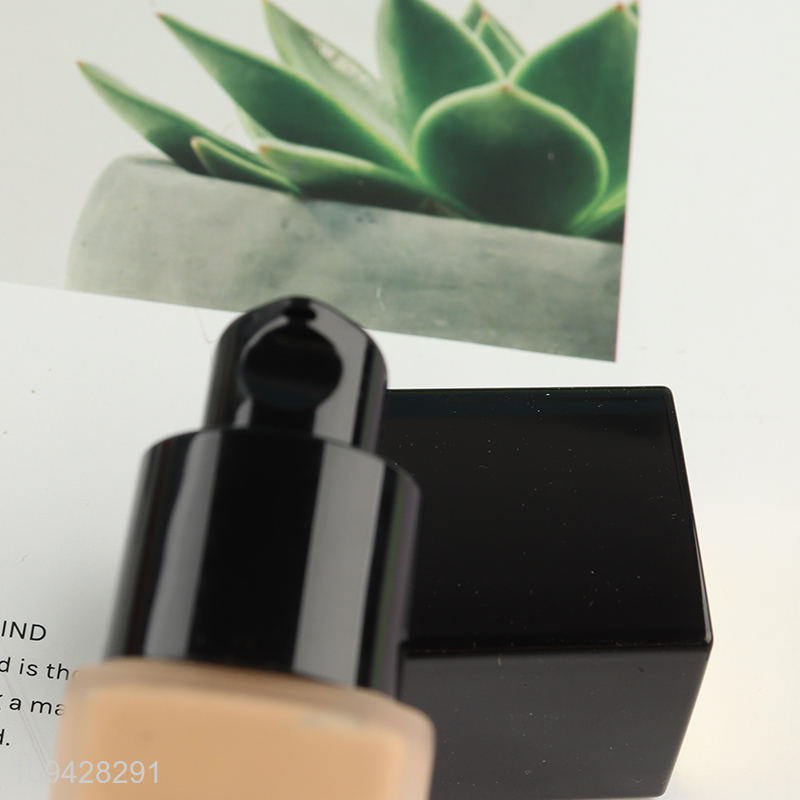 New arrival makeup moisturizing liquid foundation